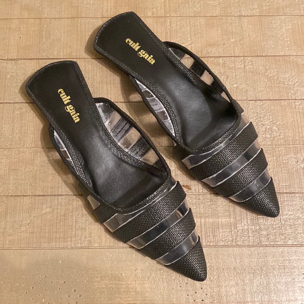 Cult Gaia sandals black